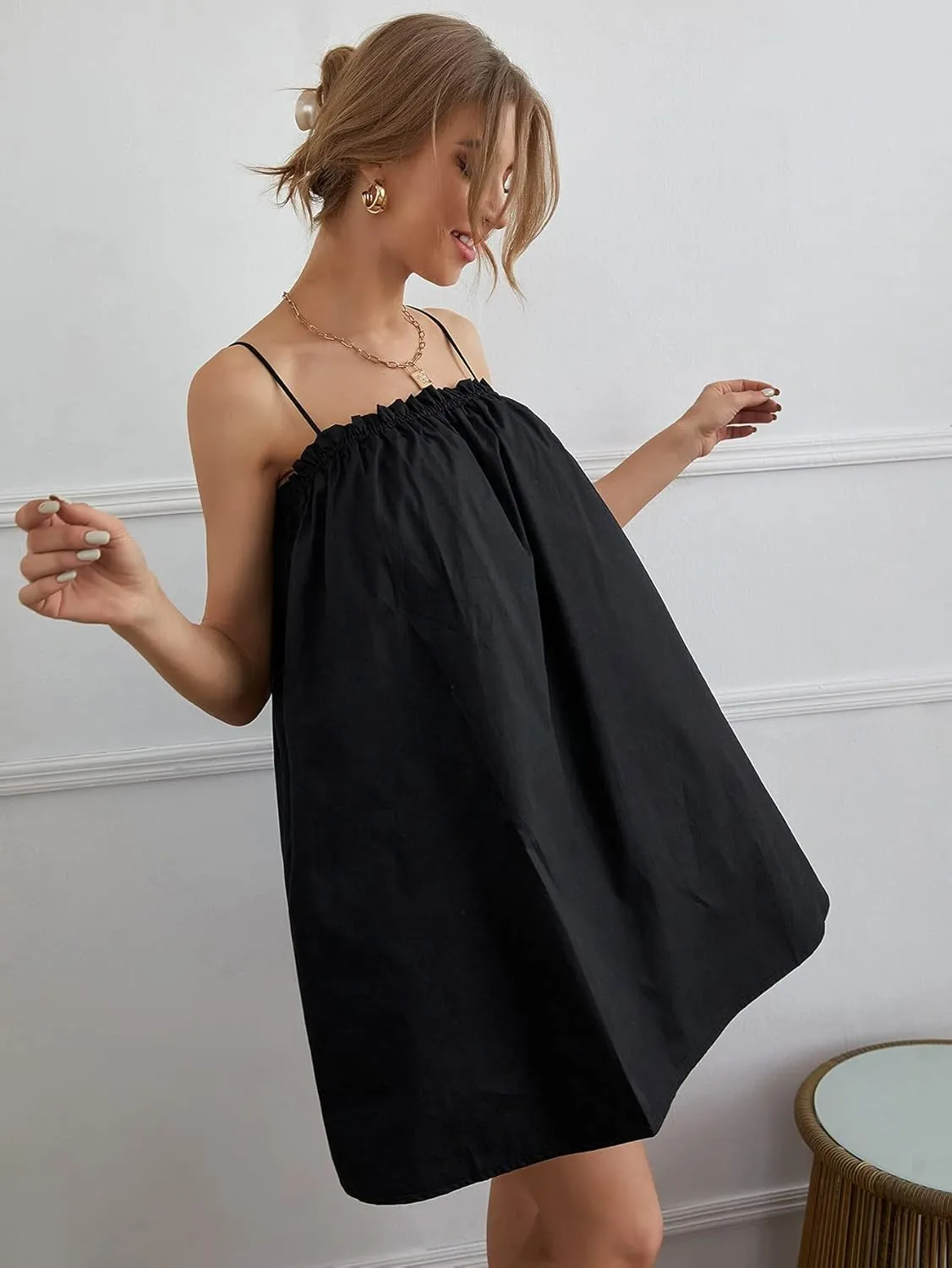 OYOANGLE Women's Spaghetti Straps Sleeveless Loose Ruffle A Line Cami Short Dress with Pocket